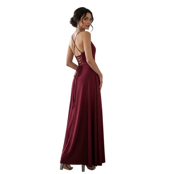 Chic Backless Burgundy Dress - Picture 2 of 8